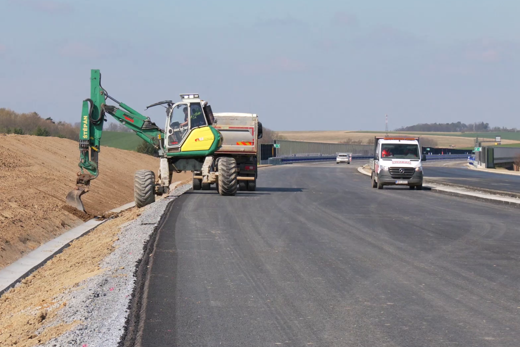 Dálnice D49 u Fryštáku je těsně před dokončením