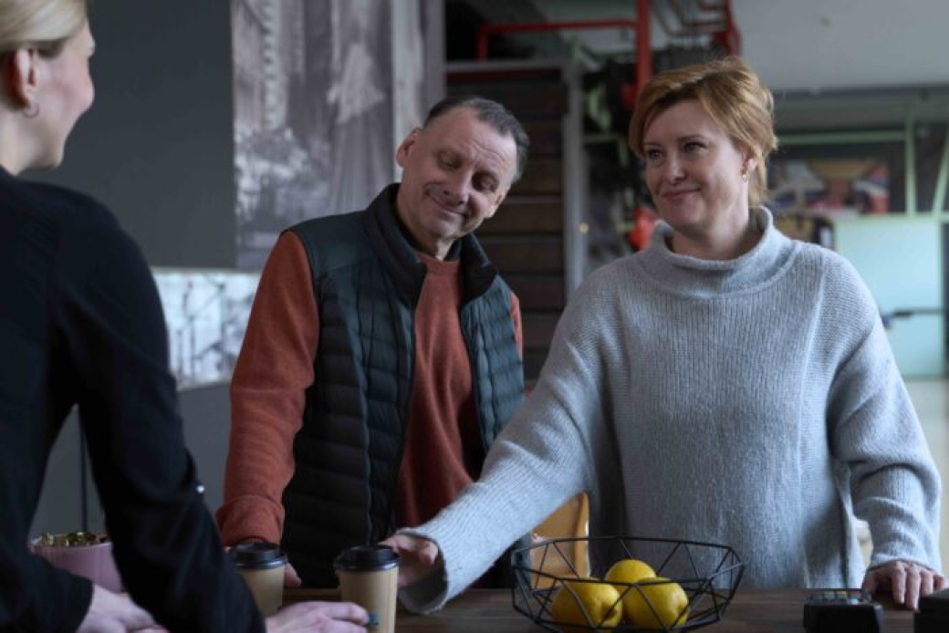Zlín plný zločinů a tajemství. Nová řada krimi seriálu zavede diváky do divokých devadesátek