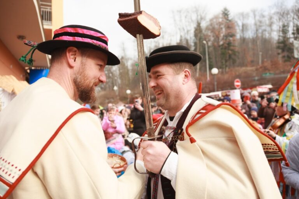 Fašank v Luhačovicích letos bude i s pochováváním basy