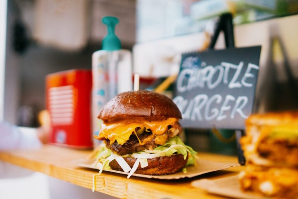 Food truck festival poprvé ve Zlíně! O víkendu nabídne kulinářské zážitky, koncerty i zábavu pro děti