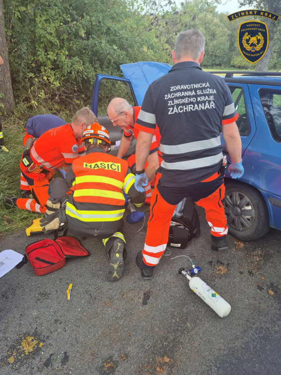 Dvě dopravní nehody. Na řadu přišla i resuscitace