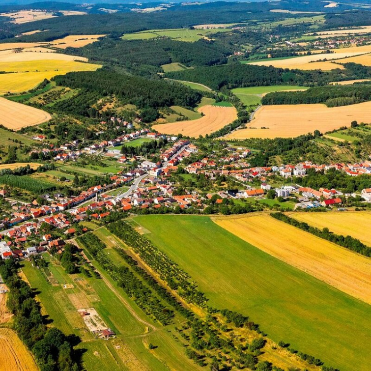 Hejtmanství finančně podpoří přípravu projektů 24 obcí