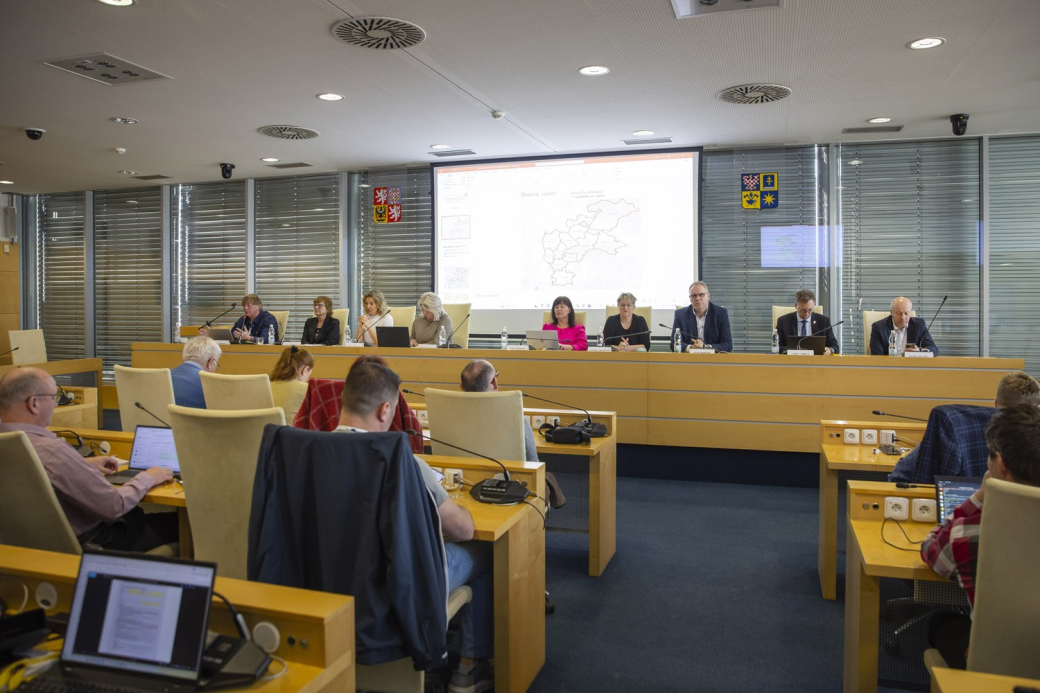Hasičský záchranný sbor využije celou základnu v centru města, dobrovolní hasiči se přesunou do Rokytnice