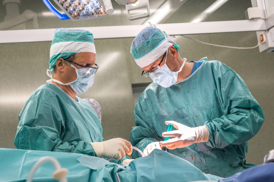 Jednodenní chirurgii v KNTB nyní využijí i pacienti ortopedie