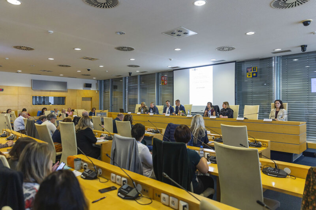 Krajská konference se zabývala podporou pečujícím i sourozencům osob s postižením