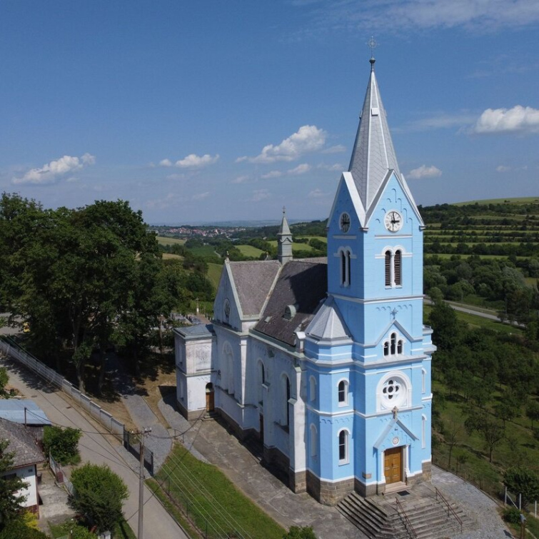 Zlínský kraj pomůže se záchranou střechy kostela ve Stříbrnicích