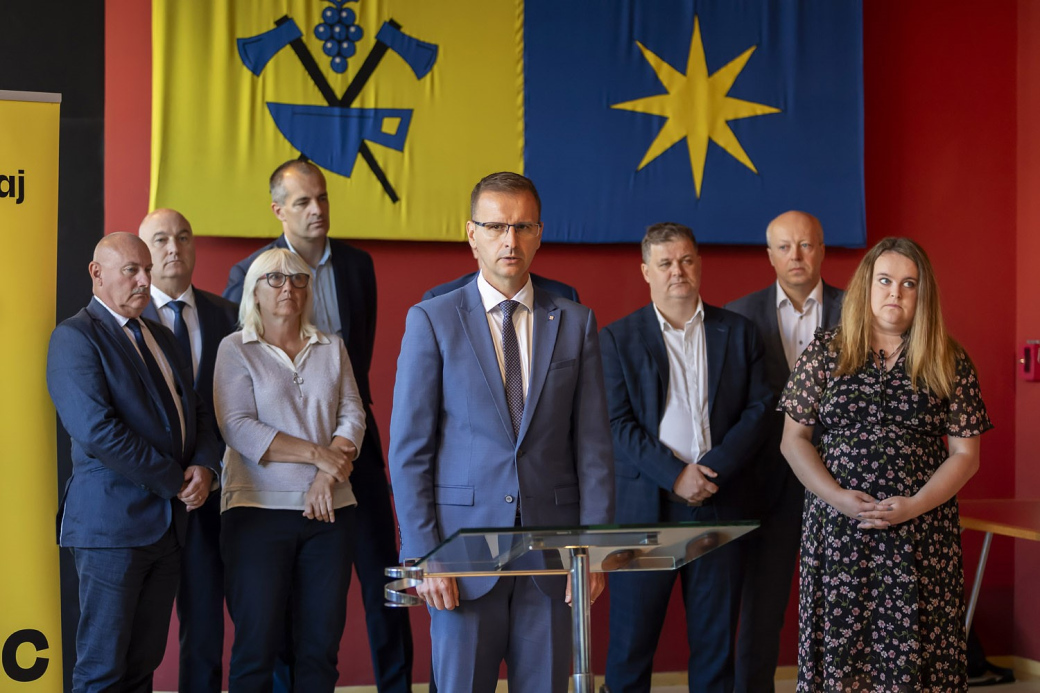 Kraj se dohodl se společností UNIMEX GROUP, zůstává vlastníkem pozemku v Malenovicích