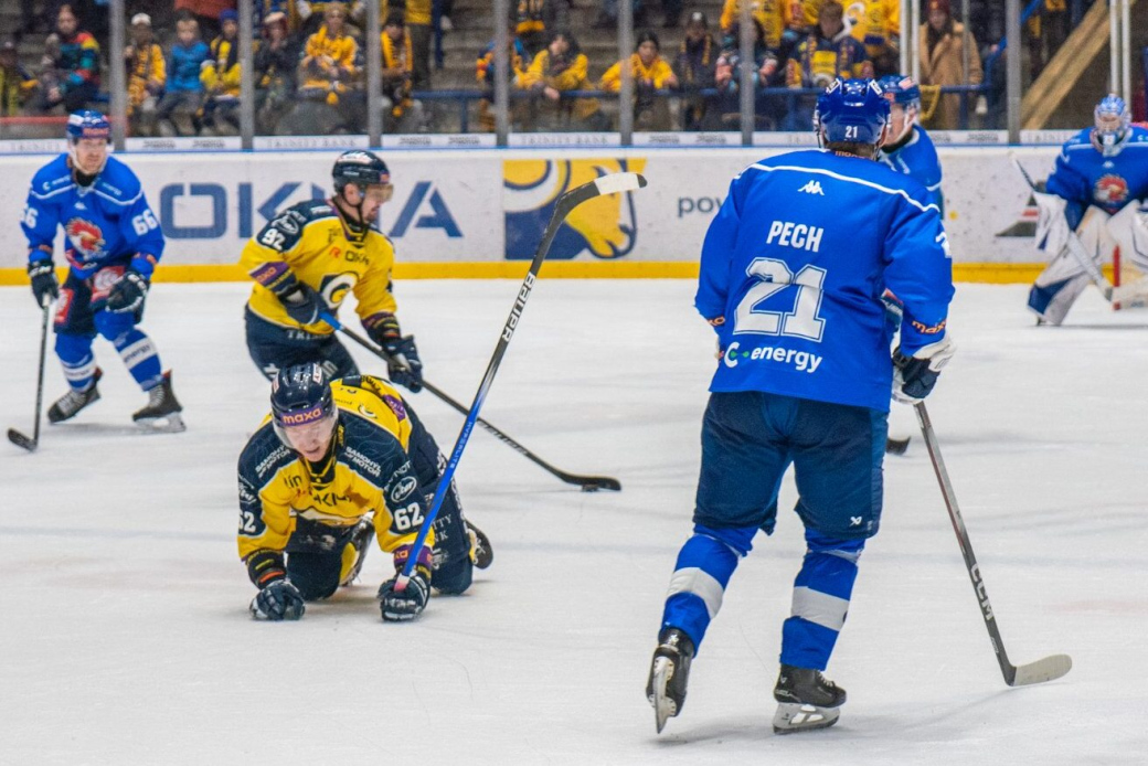 Krize pokračuje, Berani doma padli s Táborem. Vsetín nezvládl nájezdy v Jihlavě