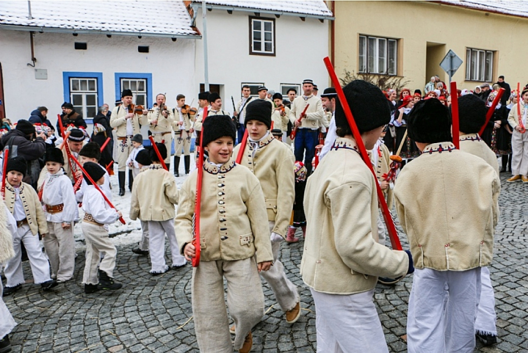 Kraj podpořil zápis Masopustních mečových tanců na Seznam nemateriálních statků