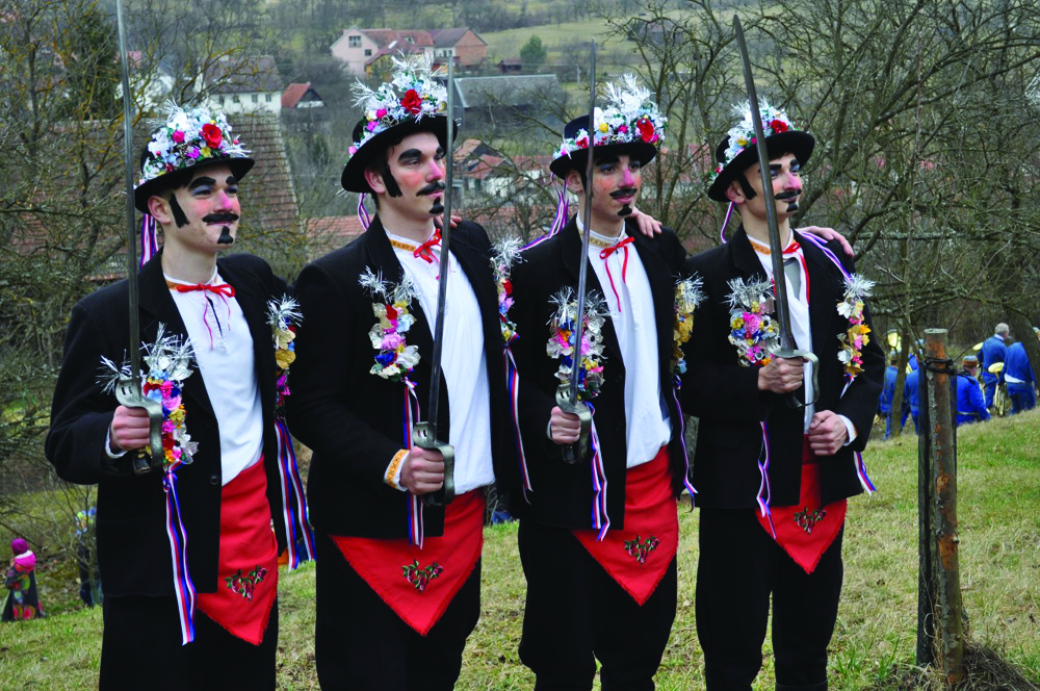 Masopustní mečové tance z Uherskobrodska budou na Seznamu nemateriálních statků tradiční lidové kultury ČR