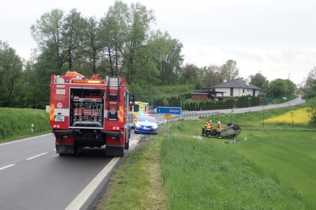 Pátek přinesl hned několik dopravních nehod