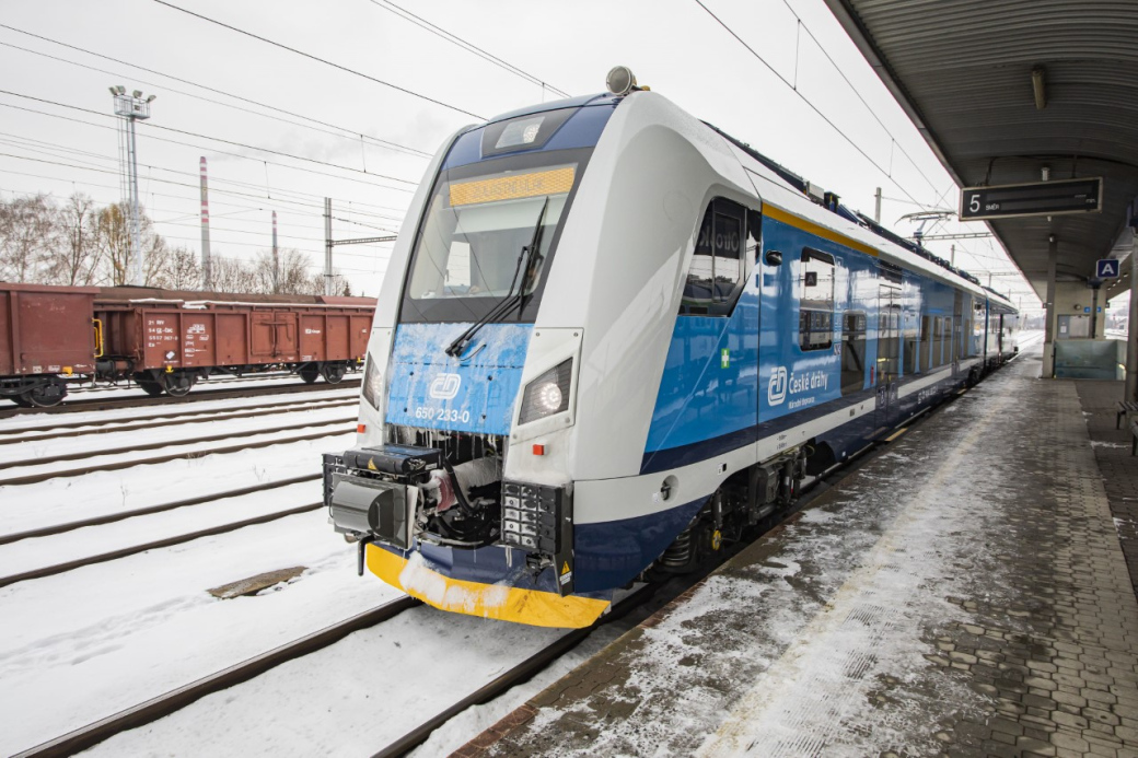 Cestující ve Zlínském kraji se mohou těšit na nové vlaky, kraj uzavřel smlouvy s Českými drahami