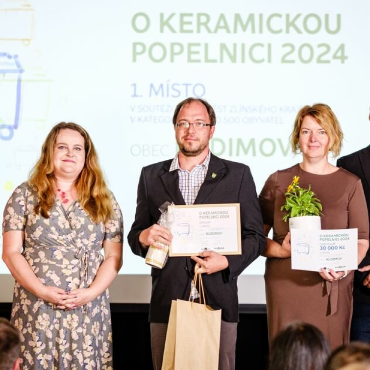 Do obcí Zlínského kraje putují ocenění za třídění odpadů
