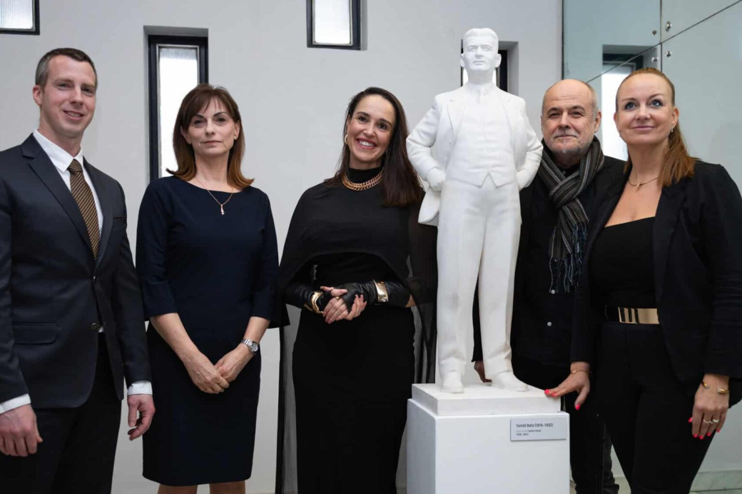 Ve Zlíně odhalili sochu Tomáše Bati. Je na místě, kde stával jeho rodný dům