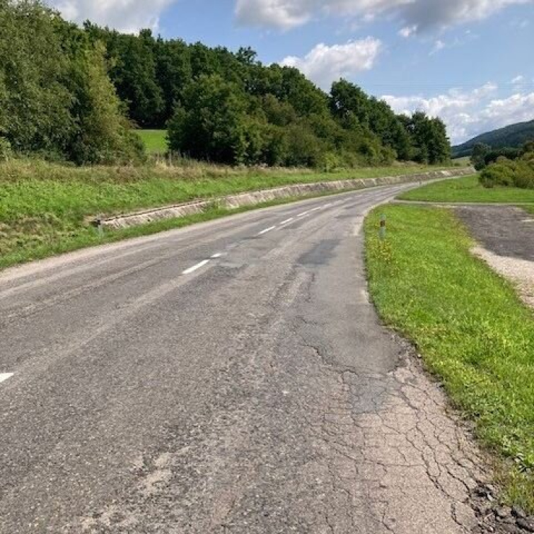 Zlínský kraj opraví další dvě silnice v regionu a most u Lešné