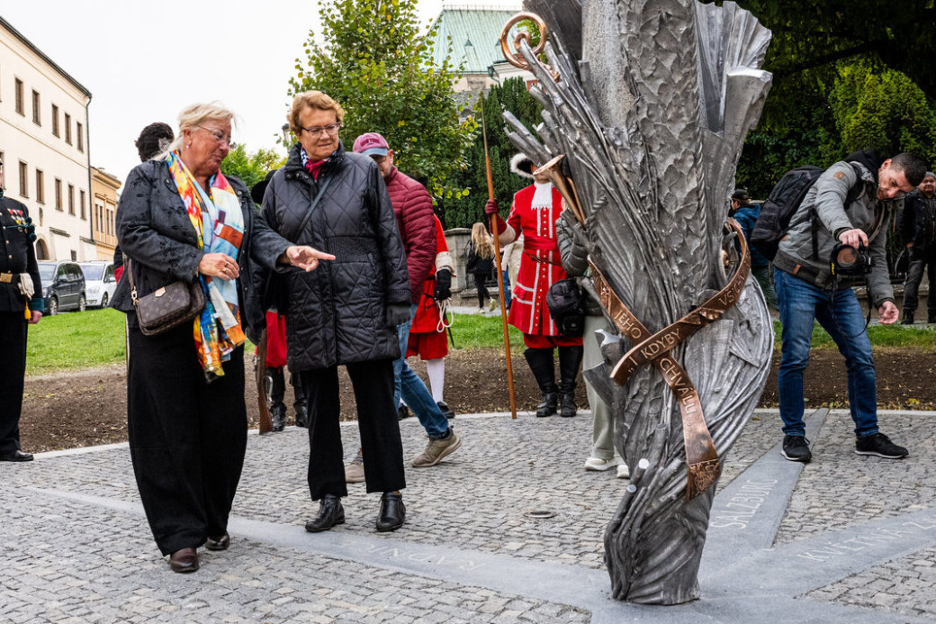 V Kroměříži odhalili památník díla biskupa Karla II. z Lichtensteinu-Castelcorna. Jeho vznik provázely spory