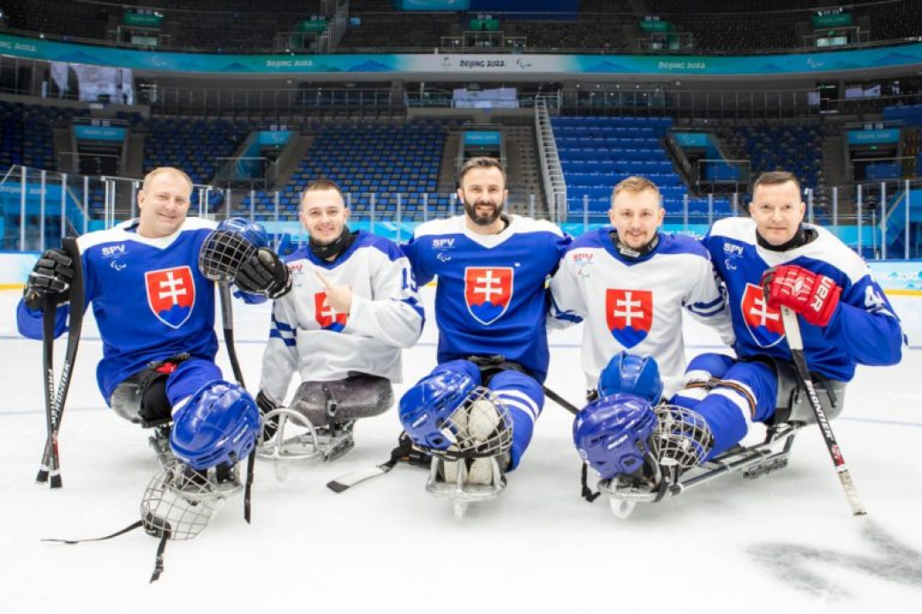 Paralympijské hry v Pekingu startují. Barvy Zlína bude hájit hned sedm sledge hokejistů