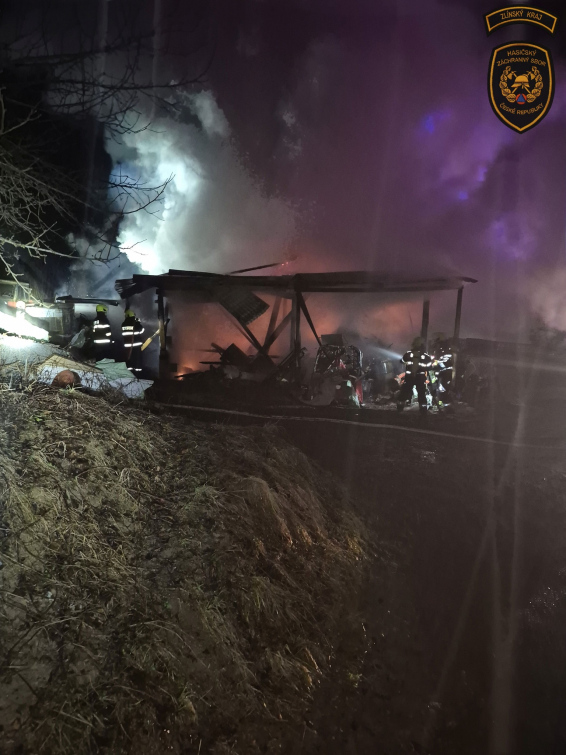 Požár hospodářského objektu ve Valašské Polance 