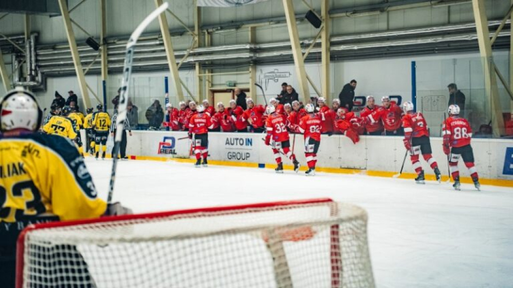 Zlín prohrál s rezervou Pardubic ostudně 1:5 a je poslední. Doma neuspěl ani Vsetín