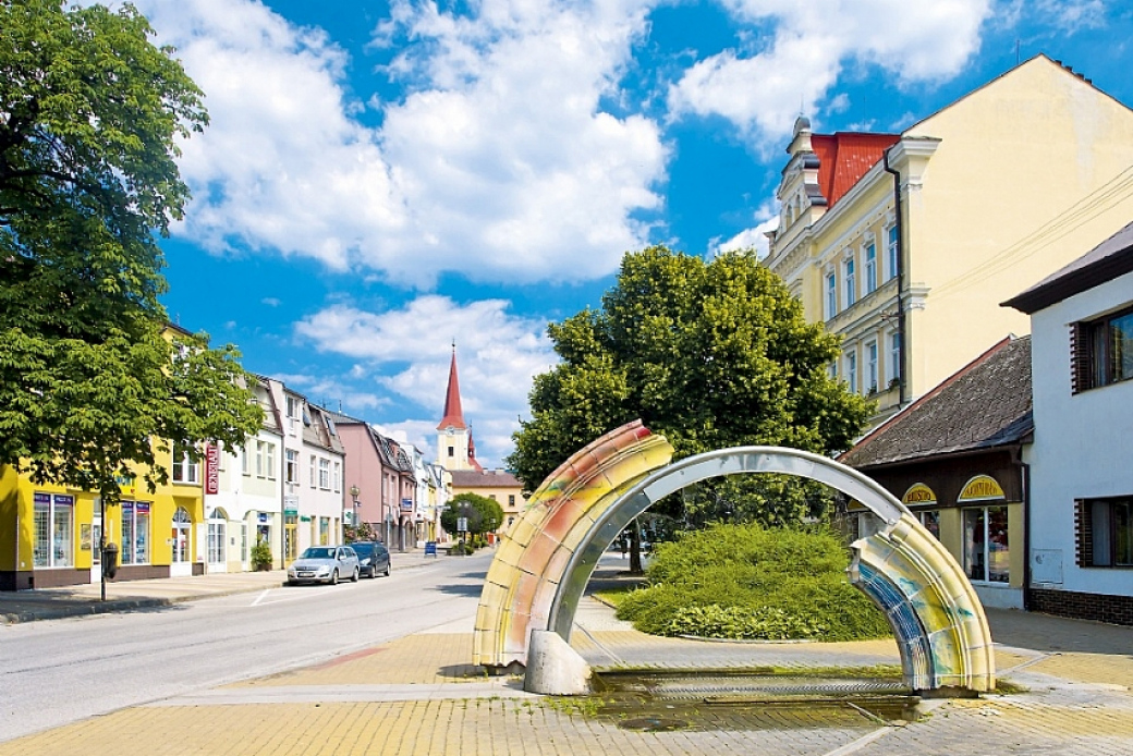 Zlínský kraj podpoří rozvojové projekty obcí s rozšířenou působností 245 miliony korun