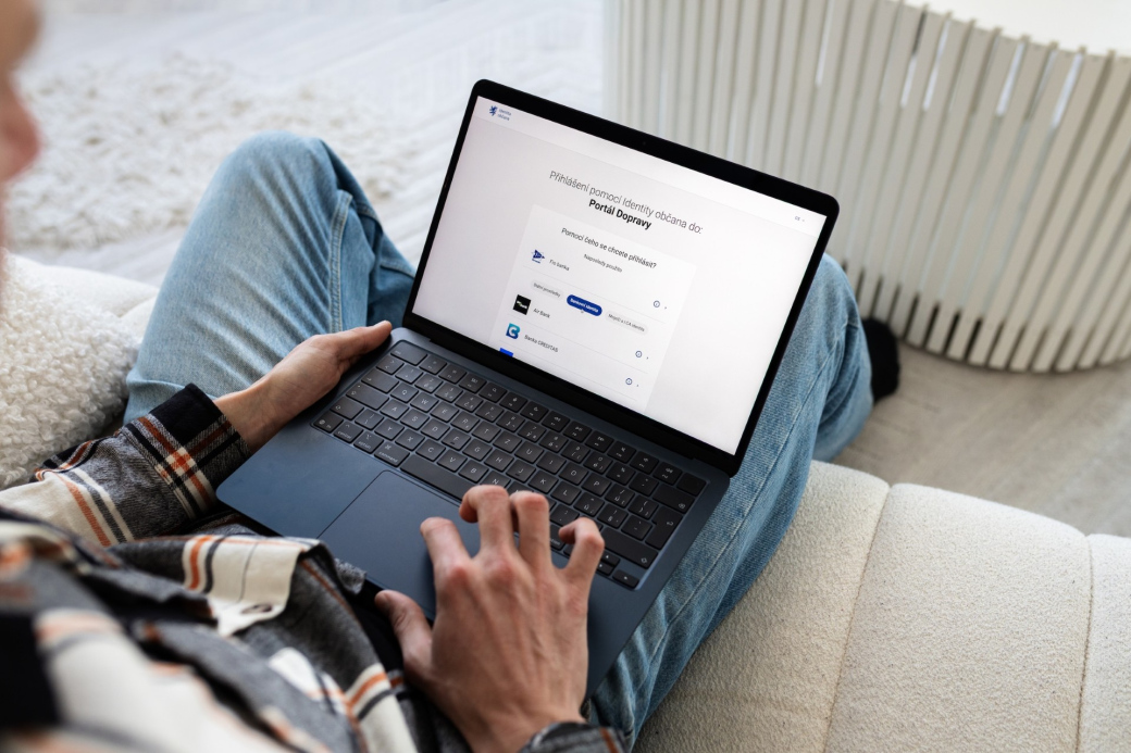 Ve Zlínském kraji čeká víc než 25 tisíc řidičů výměna dokladů: s bankovní identitou to zvládnou online a vyzvednou na jednom ze 500 výdejních míst