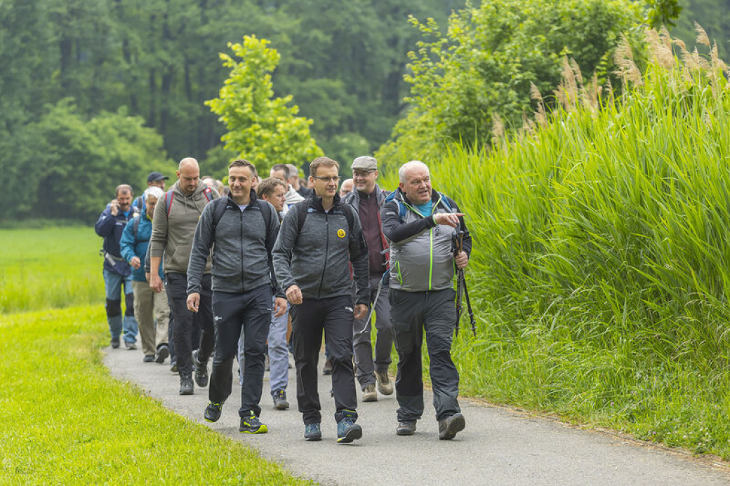 Krajští radní i arcibiskup putovali po Cyrilometodějské stezce. Trasa vedla Chřiby a končila na Svatém Hostýně