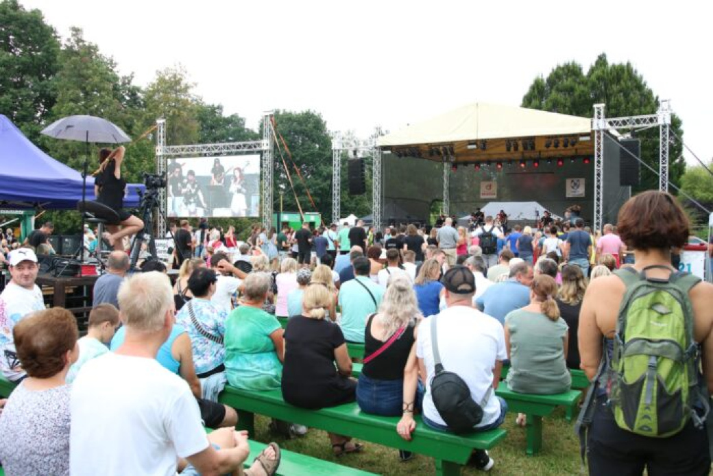 Letní slavnosti v Otrokovicích: Dva dny hudby, zábavy a skvělé atmosféry