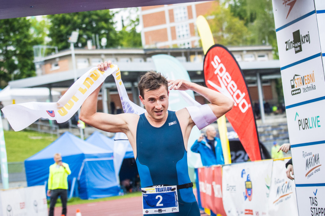 Supersprint ve Zlíně ovládli domácí triatlonisté Grebík a Křížková