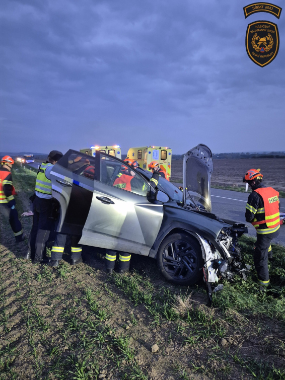 Tragická nehoda u Napajedel. Na místě zemřela jedna ze spolujezdkyň