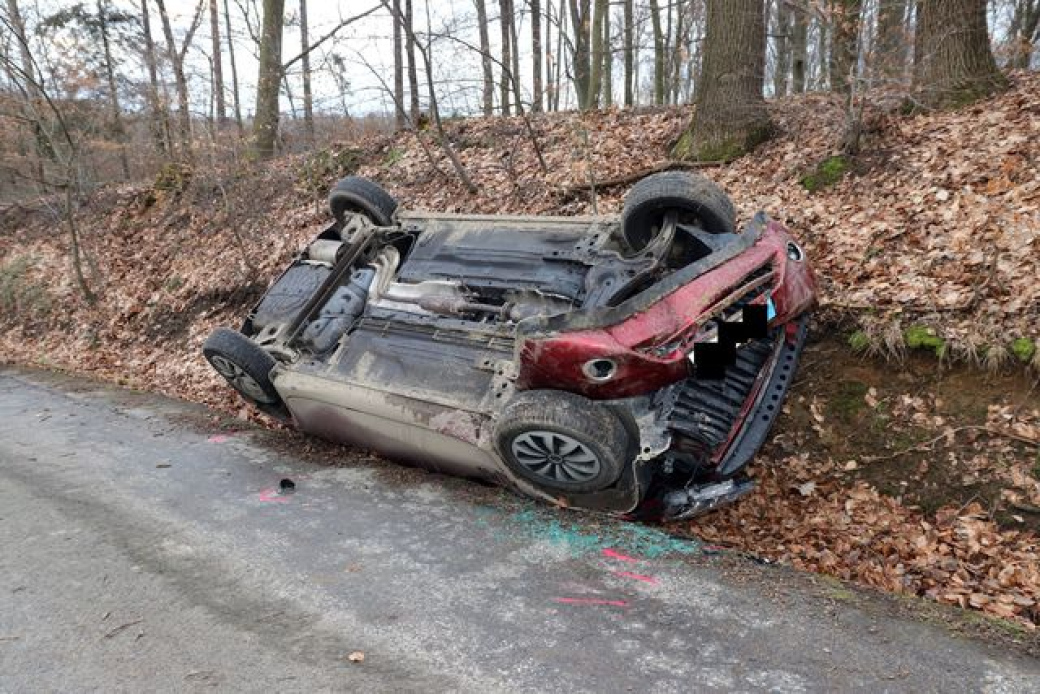 Tvrdil, že ho srazilo auto. Vyšlo najevo, že řídil opilý a havaroval