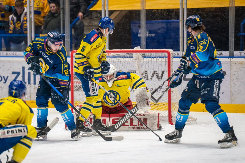 Zlín ztratil vedení 3:0, Přerov udolal až v prodloužení. Vsetín získal venku bod
