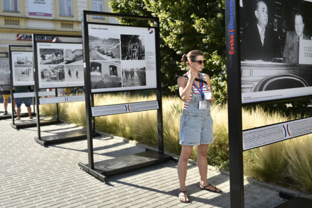 ČTK přiveze na Filmovku novou fotovýstavu Prezidentské okamžiky