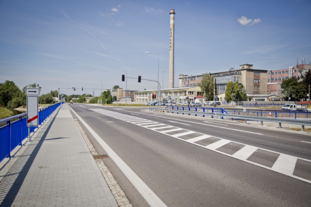 Zrekonstruovaná křižovatka u Zubří zajistí větší bezpečnost motoristů i chodců