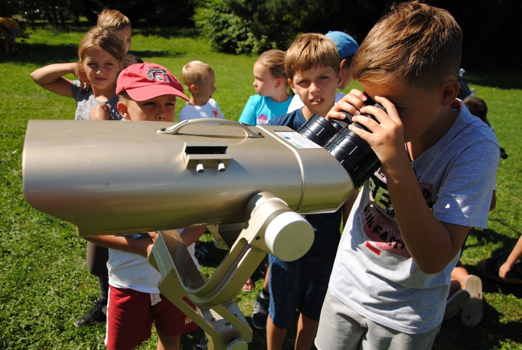 Astronomové zvou na léto plné zážitků