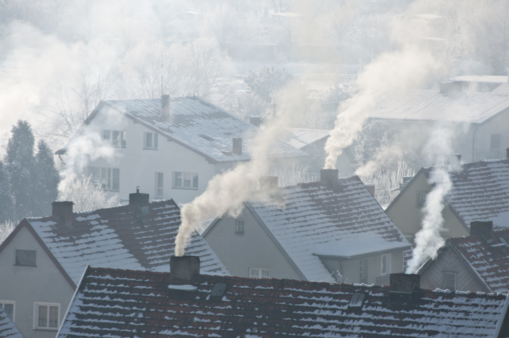 Kvalitu ovzduší ve Valmezu nejvíce ovlivňují lokální topeniště, Polsko a doprava