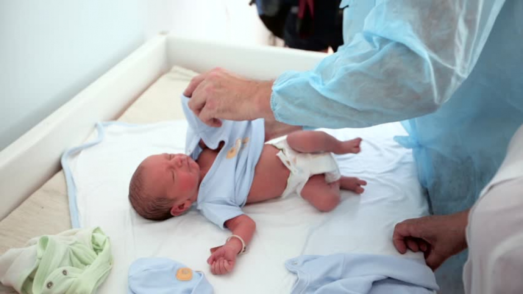 Zlínská porodnice očekává 2200. novorozeně, ve srovnání s jinými roky byly ale svátky v nemocnici klidné