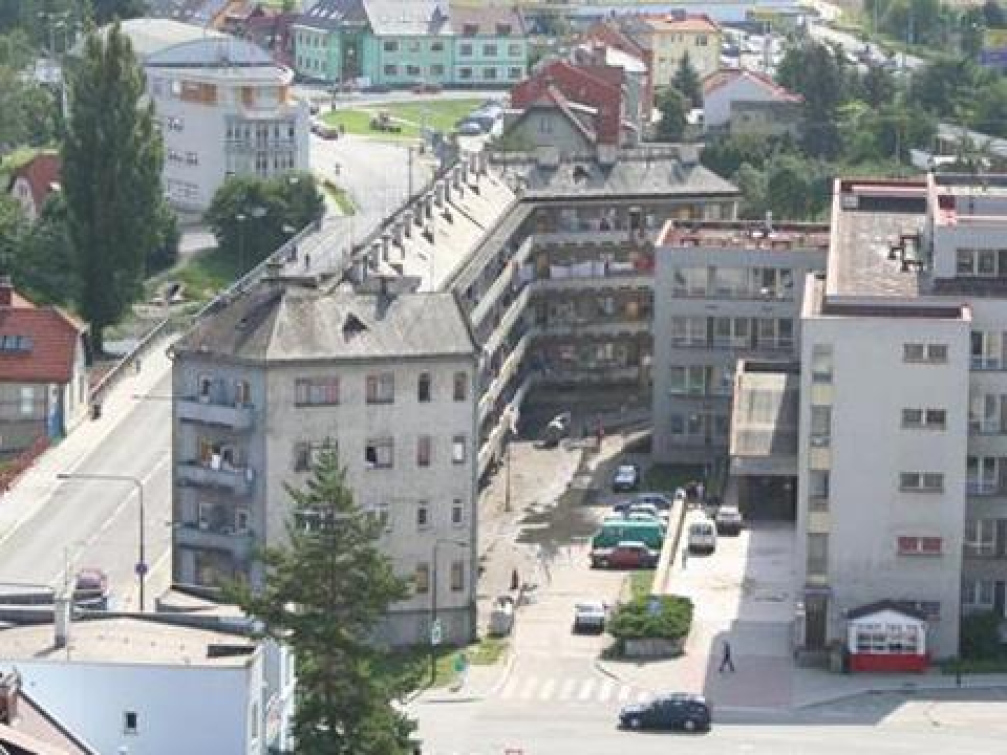 Vsetínští radní zkrátili nájemní smlouvy problematickým nájemníkům