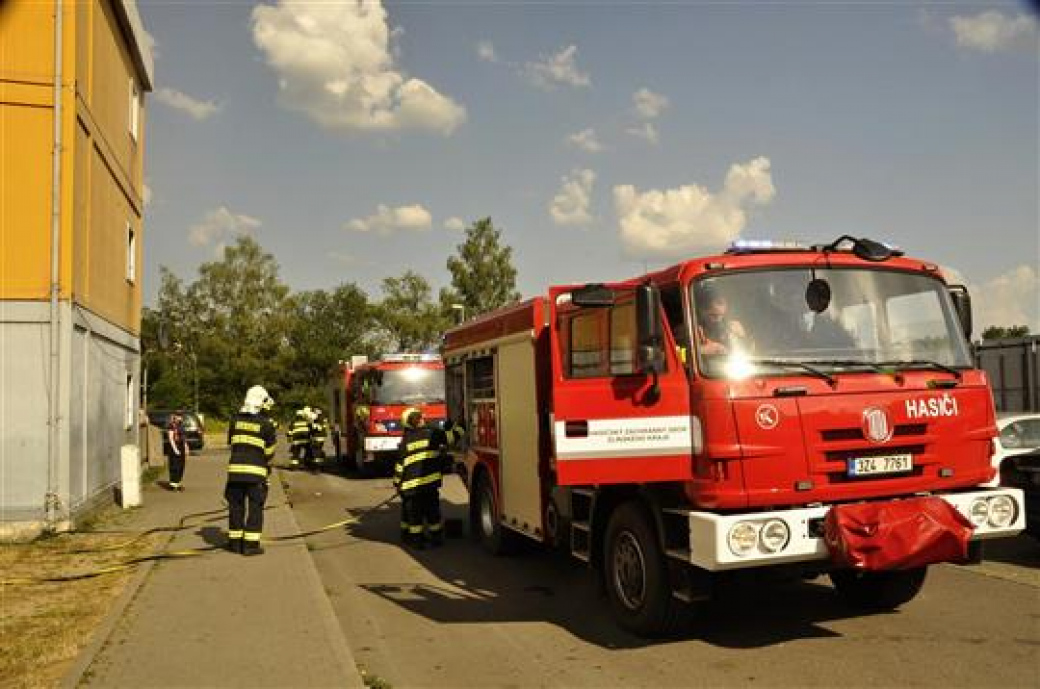 Město dá 300 tisíc profesionálním hasičům