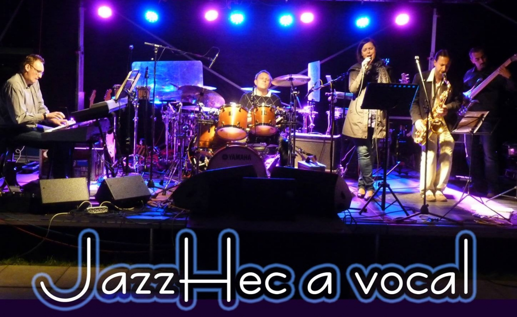 Vsetínsko-meziříčská kapela JazzHec se zpěvačkou Klárou Blažkovou zahraje v malém sále domu kultury
