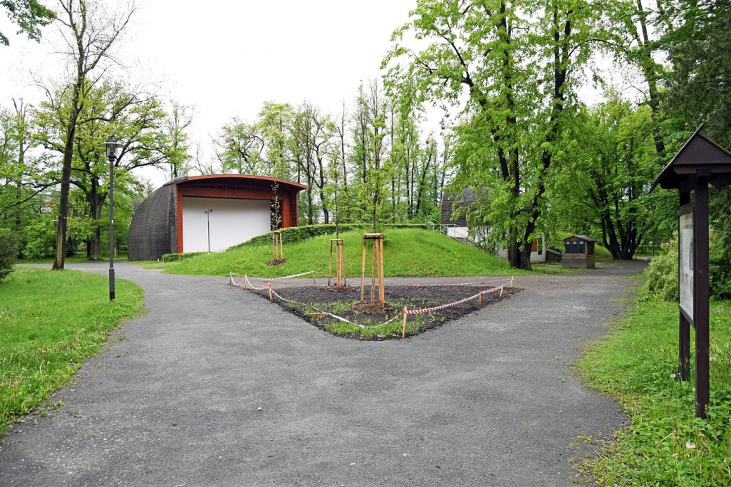 Zámecký park ve Valašském Meziříčí prošel rozsáhlou revitalizací
