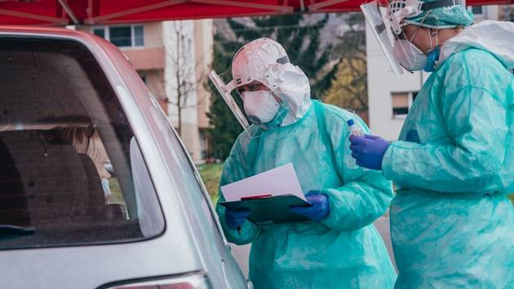 Odběrový COVID stan ve Zlíně v pátek skončil, nemocnice budou odebírat stěry v ambulancích