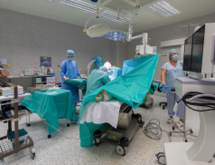 Jednodenní péče je v Nemocnici AGEL Valašské Meziříčí stále žádanější. Největší zájem je o gynekologické a chirurgické zákroky