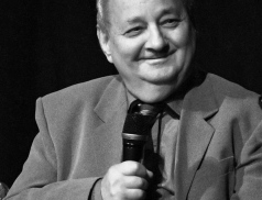 Zemřel Jindřich Zeť