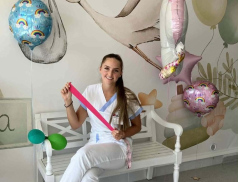 Porodní asistentka z Nemocnice AGEL Valašské Meziříčí představí na Rodinném festivalu Respekt k porodu výhody tejpování