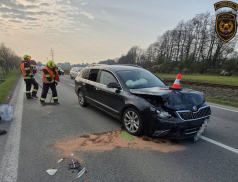 U Zubří se srazila dodávka s osobákem