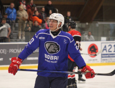 Hokejový klub z Valašského Meziříčí podepsal hráče s 369 starty v I. lize. Dres Bobrů bude oblékat Matouš Kratochvil