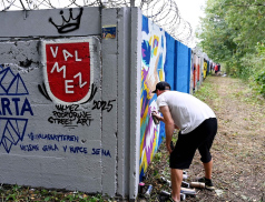 Valmez patřil streetartovým umělcům