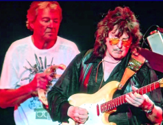 Kytarista Ritchie Blackmore po 33 letech opět vystoupil s Deep Purple