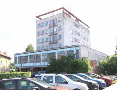 Rožnov má i nadále zájem o koupi budovy pošty