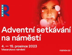 Adventní setkávání na rožnovském náměstí